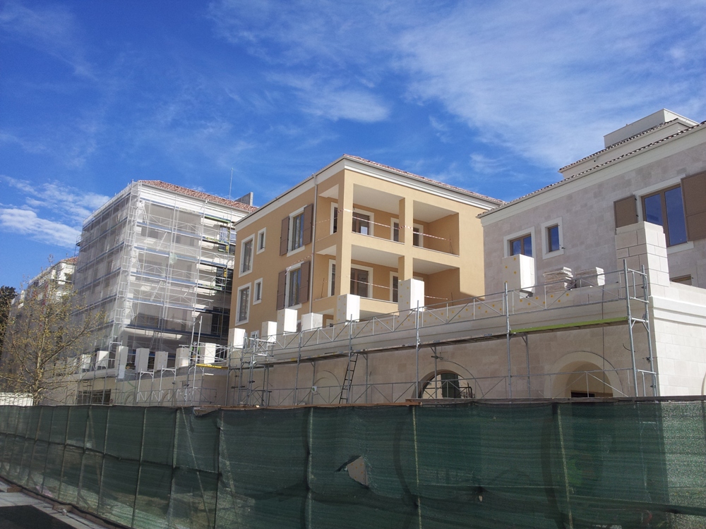 Строящаяся резиденция "Ксения" в "Порто Монтенегро"